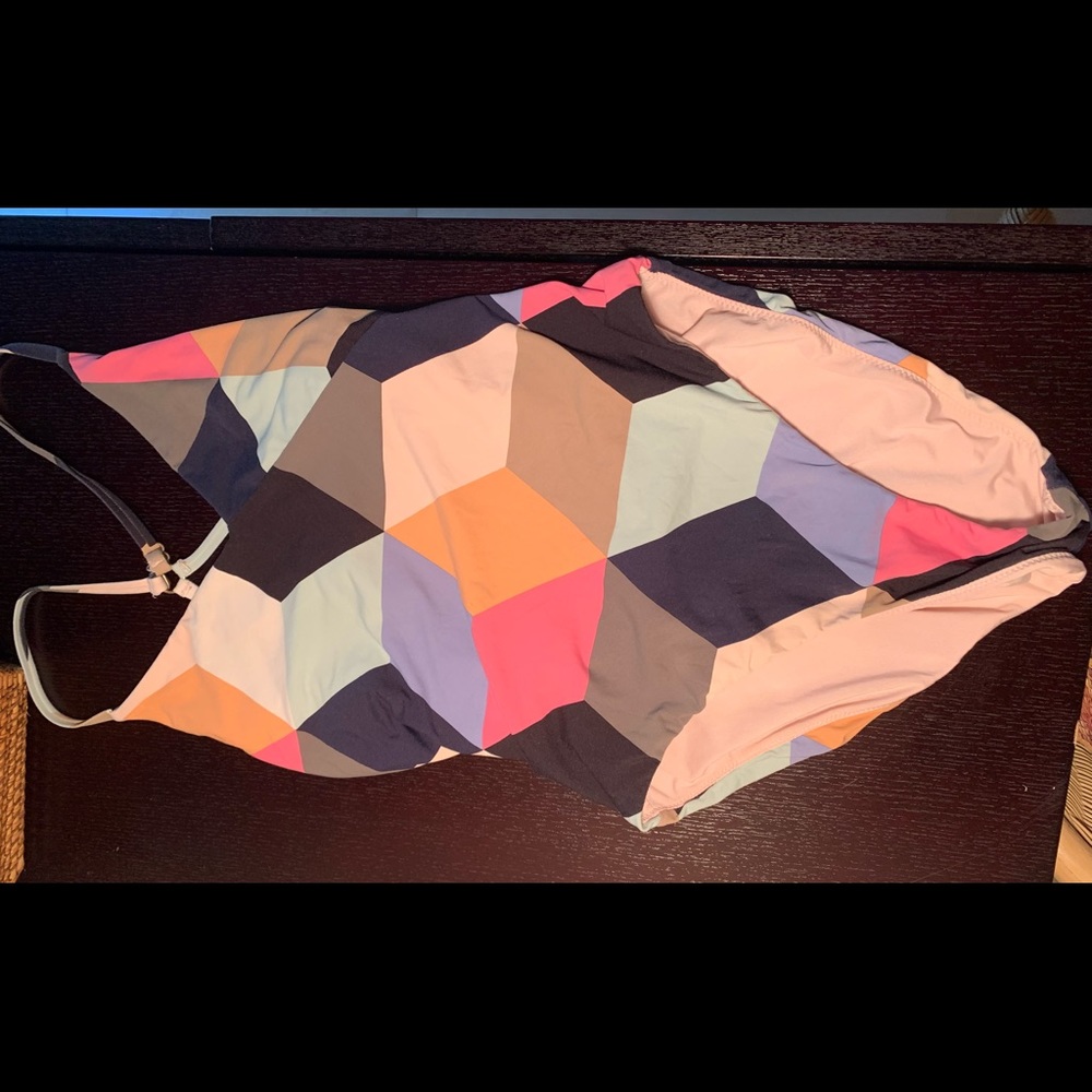 Small multicolored swimsuit, Carve Designs